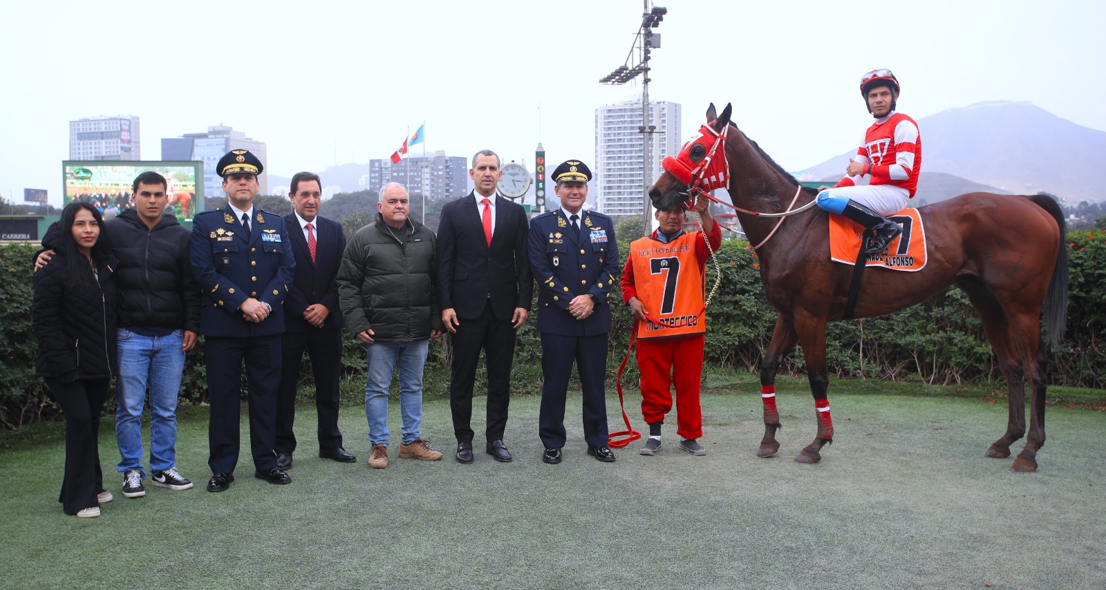 Foto: Julio Villanueva - Renzo Ramos F.D.