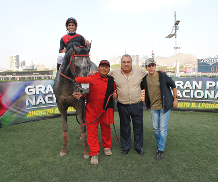 Foto: Julio Villanueva - Renzo Ramos F.D.
